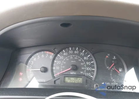 2005 Toyota Corolla Ce из США, поврежденный, VIN 2T1BR32E05C472334